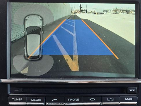 Used 2016 Porsche Cayenne AWD/4WD image 24