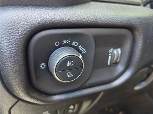 Used 2022 RAM 1500 Big Horn image 26