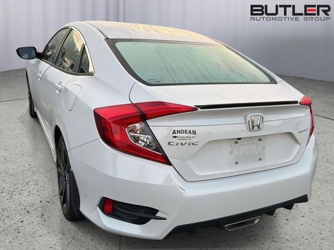 Used 2019 Honda Civic Sport image 10