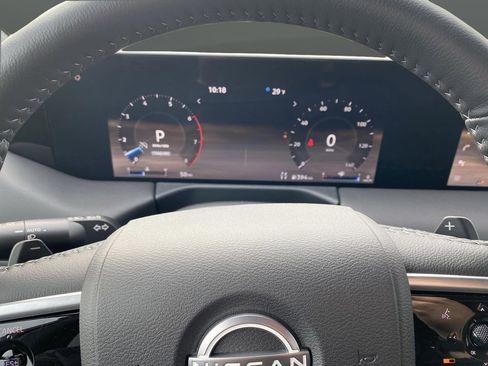 New 2025 Nissan Armada SL w/ Captain's Chari Seat Package image 25