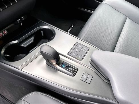 Used 2025 Lexus UX 300h FWD image 16