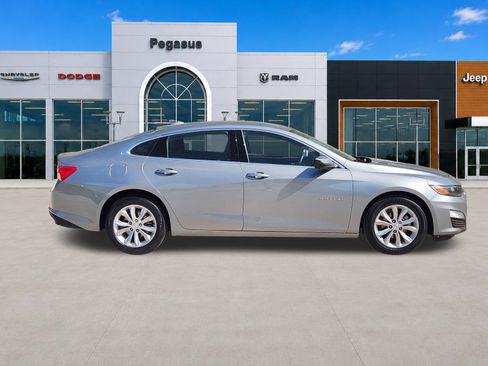 Used 2024 Chevrolet Malibu LT FWD image 7