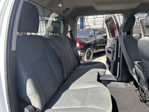 Used 2019 RAM 1500 Classic SLT image 37