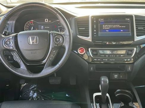 Used 2017 Honda Ridgeline RTL-E image 4