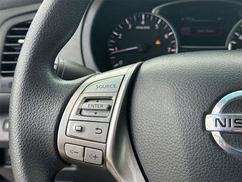 Used 2014 Nissan Altima 2.5 S FWD image 20