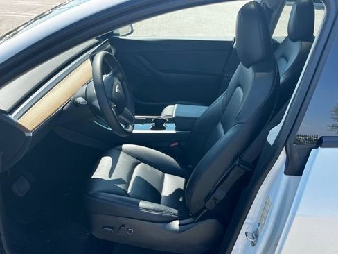 Used 2021 Tesla Model Y Long Range AWD/4WD image 9
