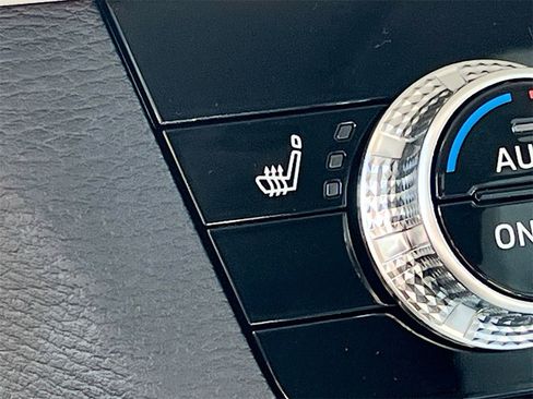 New 2025 Mitsubishi Outlander SEL image 21