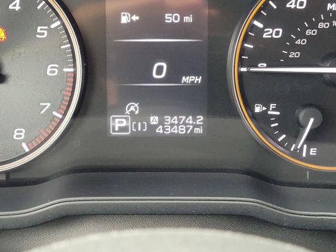Certified 2024 Subaru Crosstrek 2.5i Wilderness w/ Crosstrek Mirror Package AWD/4WD image 31