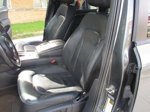 Used 2015 Audi Q7 3.0T S line Prestige w/ Sport Edition AWD/4WD image 19