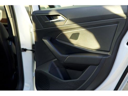 Used 2022 Volkswagen Jetta GLI Autobahn w/ GLI Black Package image 26