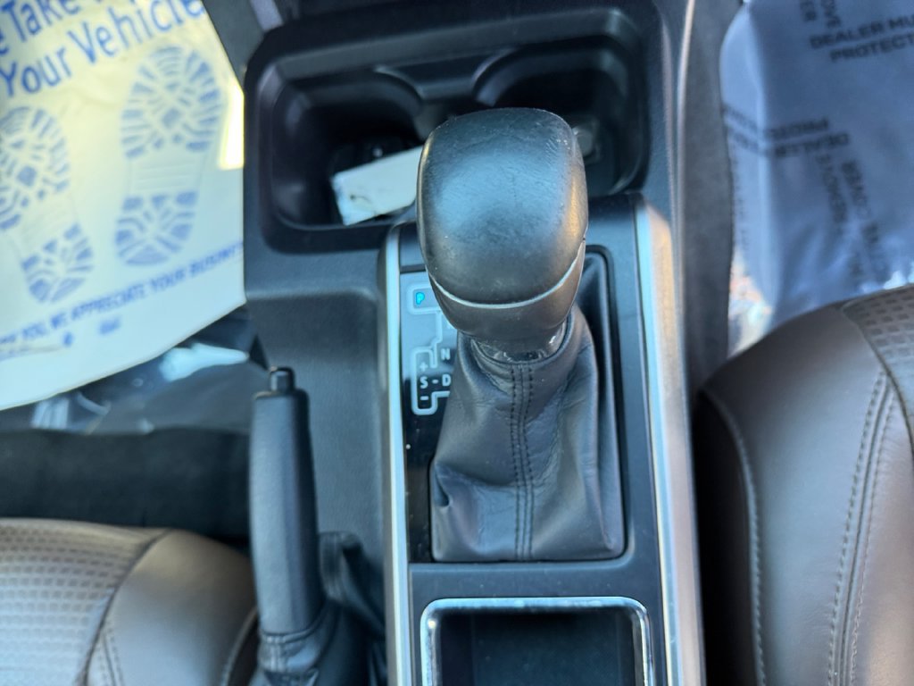 Used 2016 Toyota Tacoma Limited w/ Towing Package AWD/4WD image 18