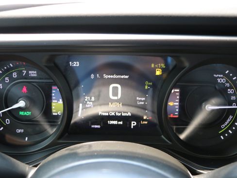 Used 2024 Jeep Wrangler High Altitude AWD/4WD image 31