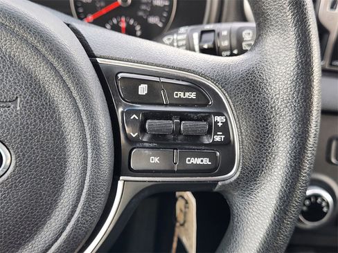 Used 2018 Kia Sportage LX image 28