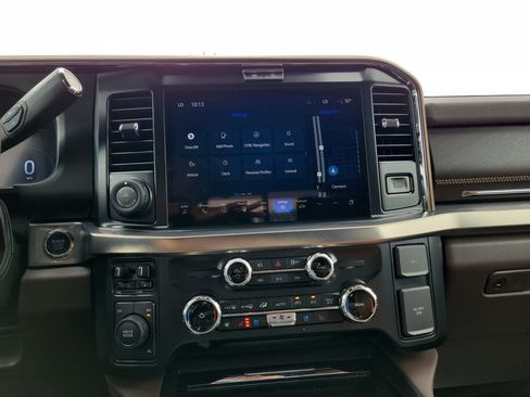 Used 2026 Ford F450 King Ranch w/ FX4 Off-Road Package AWD/4WD image 19