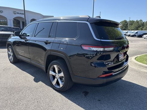 Used 2021 Jeep Grand Cherokee L Limited AWD/4WD image 5