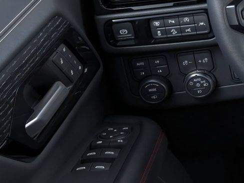 New 2026 GMC Yukon AT4 Ultimate w/ LPO, Floor Liner Package AWD/4WD image 22