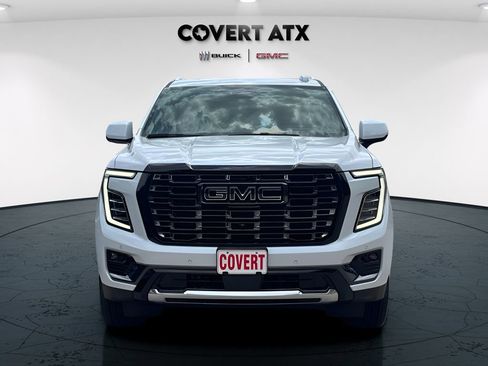 New 2026 GMC Yukon Denali Ultimate w/ LPO, Floor Liner Package AWD/4WD image 4