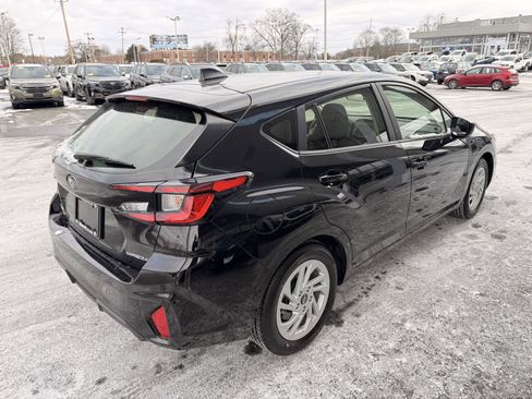 Used 2025 Subaru Impreza 2.0i image 5