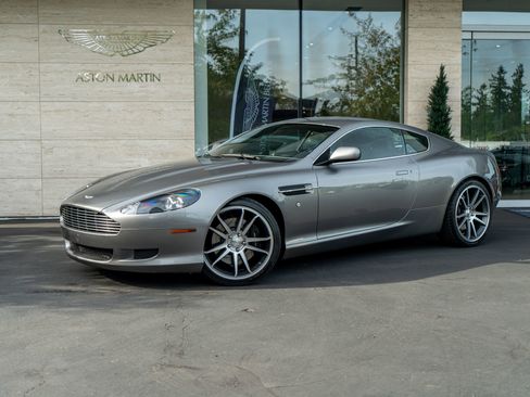 Used 2006 Aston Martin DB9 Coupe RWD image 2