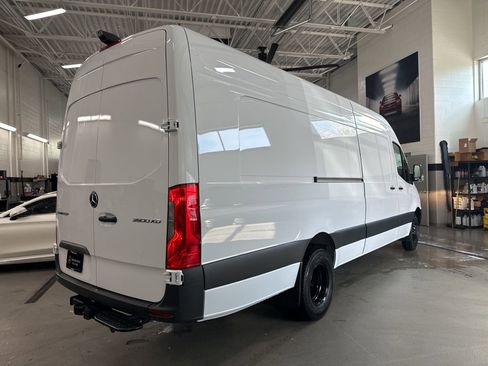 New 2025 Mercedes-Benz Sprinter 3500 image 4