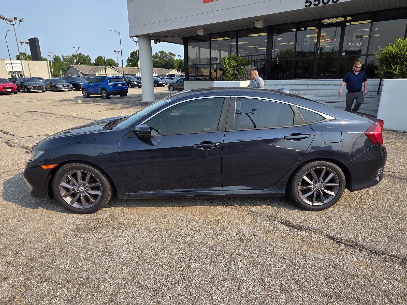 Used 2020 Honda Civic EX-L image 9