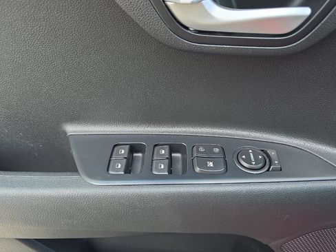Used 2021 Kia Rio S FWD image 11