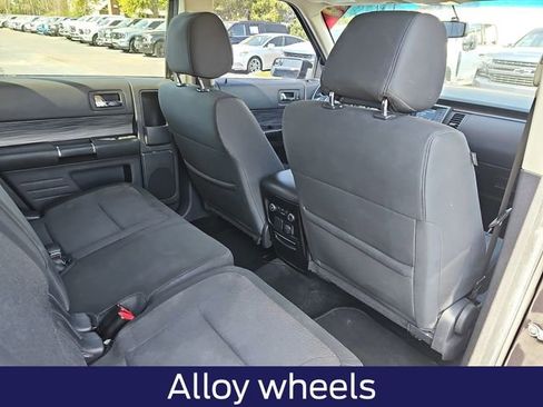 Used 2019 Ford Flex SE image 13