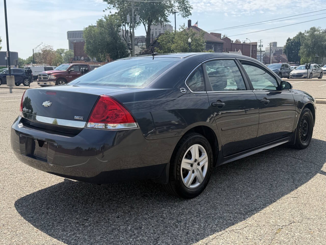 Used 2009 Chevrolet Impala LS FWD image 8