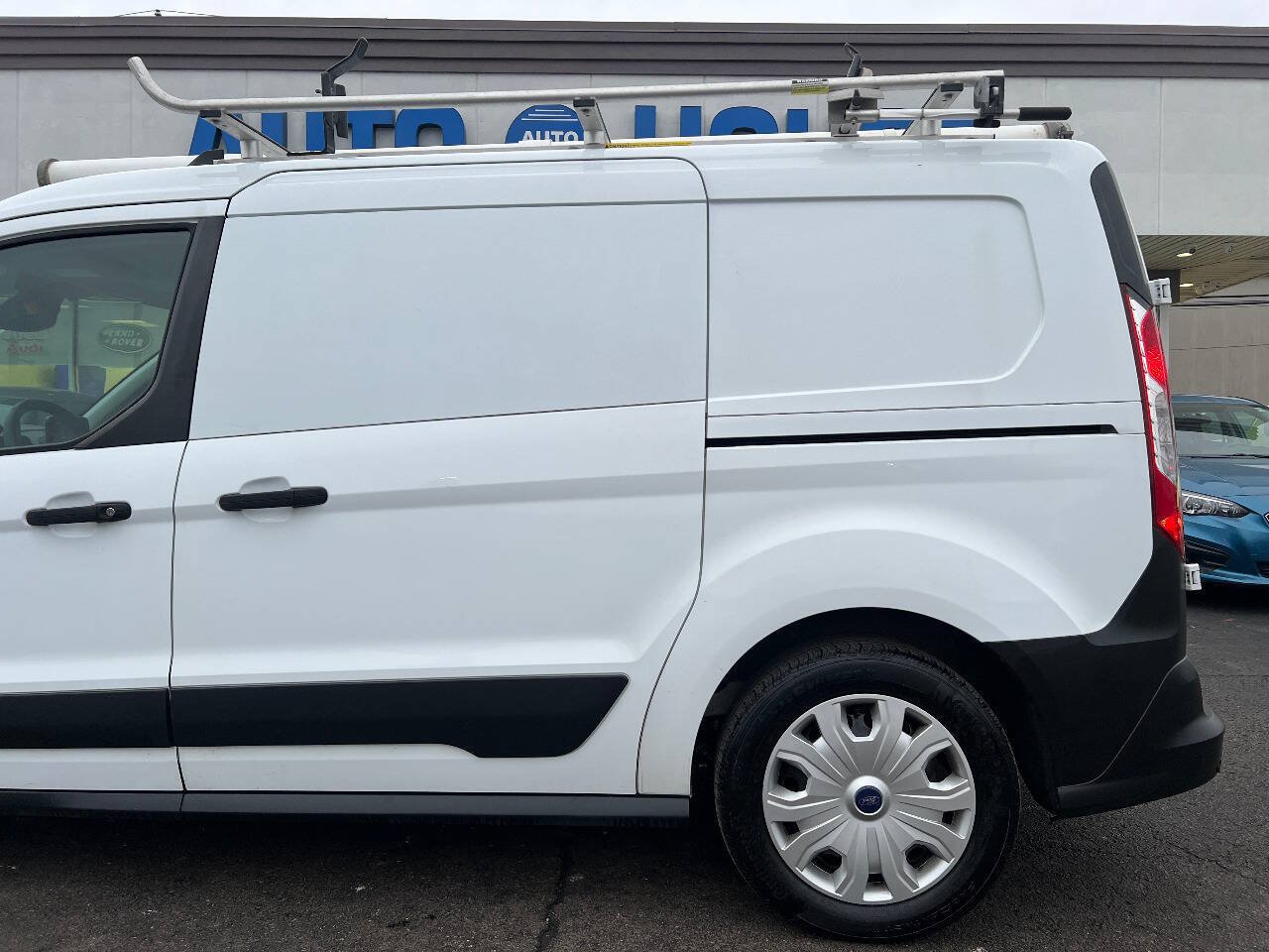 Used 2020 Ford Transit Connect XL FWD image 40
