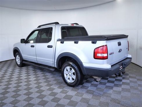 Used 2009 Ford Explorer Sport Trac XLT image 6