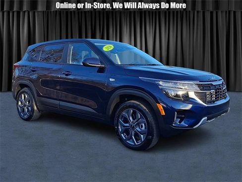 Used 2026 Kia Seltos LX image 1