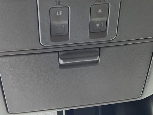 Used 2019 Toyota Tundra Limited image 22