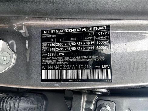 Certified 2021 Mercedes-Benz GLB 250 image 38