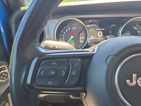 Used 2023 Jeep Wrangler Unlimited w/ Cold Weather Group AWD/4WD image 18