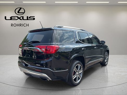 Used 2017 GMC Acadia Denali w/ Technology Package AWD/4WD image 6