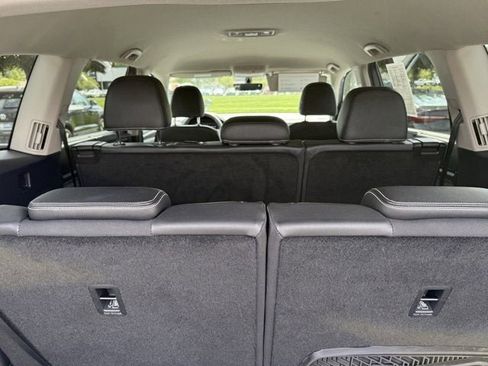 Certified 2022 Volkswagen Atlas SE image 8