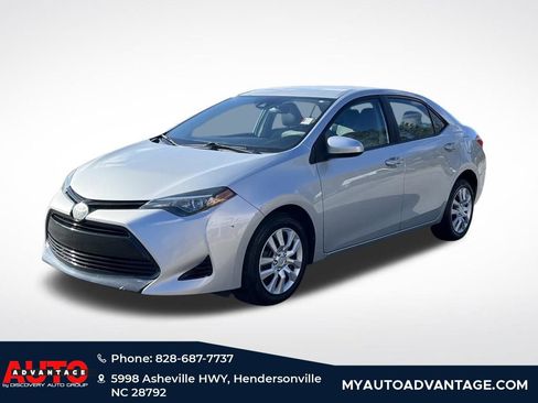 Used 2018 Toyota Corolla LE image 5