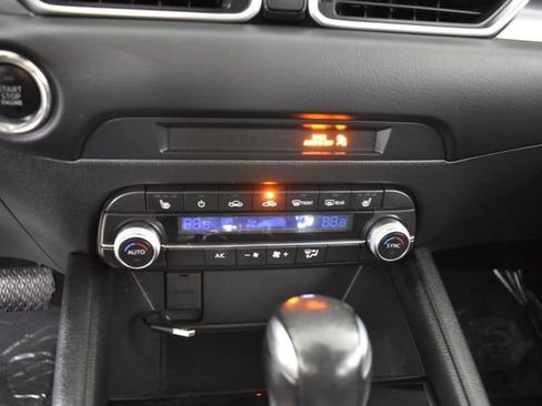 Used 2020 MAZDA CX-5 Touring FWD image 23