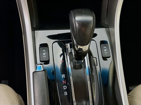 Used 2017 Honda Accord EX-L image 23