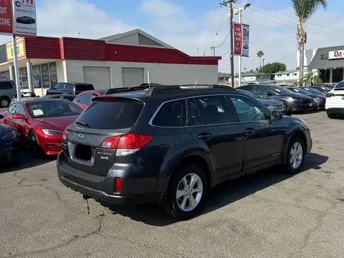 Used 2013 Subaru Outback 2.5i Premium AWD/4WD image 4