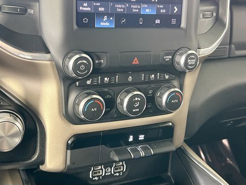 Used 2022 RAM 1500 Laramie image 15