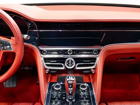 Used 2020 Bentley Flying Spur W12 w/ First Edition Specification image 39