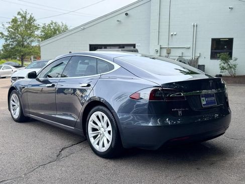 Used 2018 Tesla Model S 75D AWD/4WD image 4