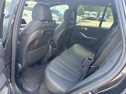 Used 2021 BMW X5 sDrive40i w/ Convenience Package RWD image 10