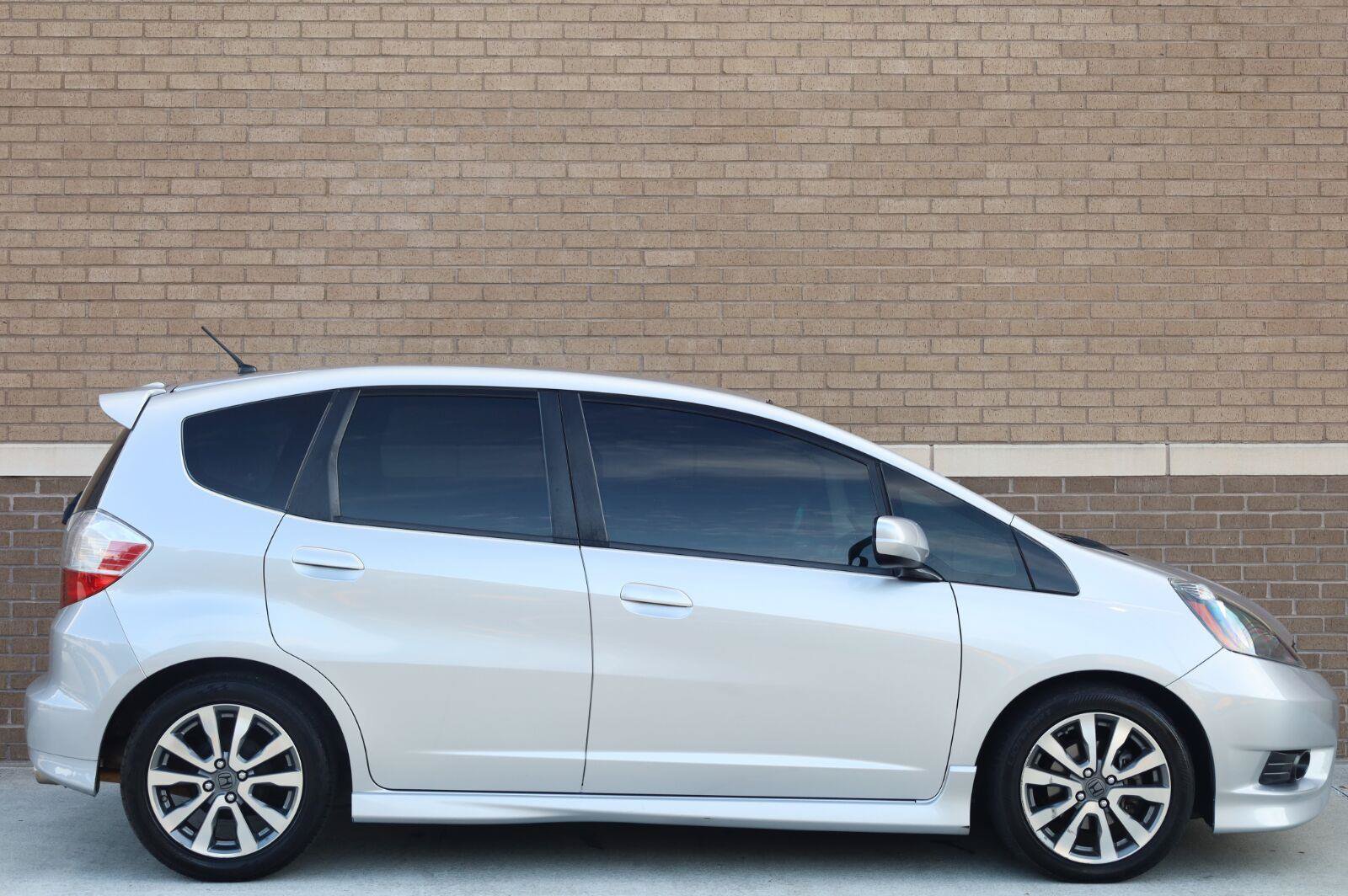 Used 2013 Honda Fit Sport image 3