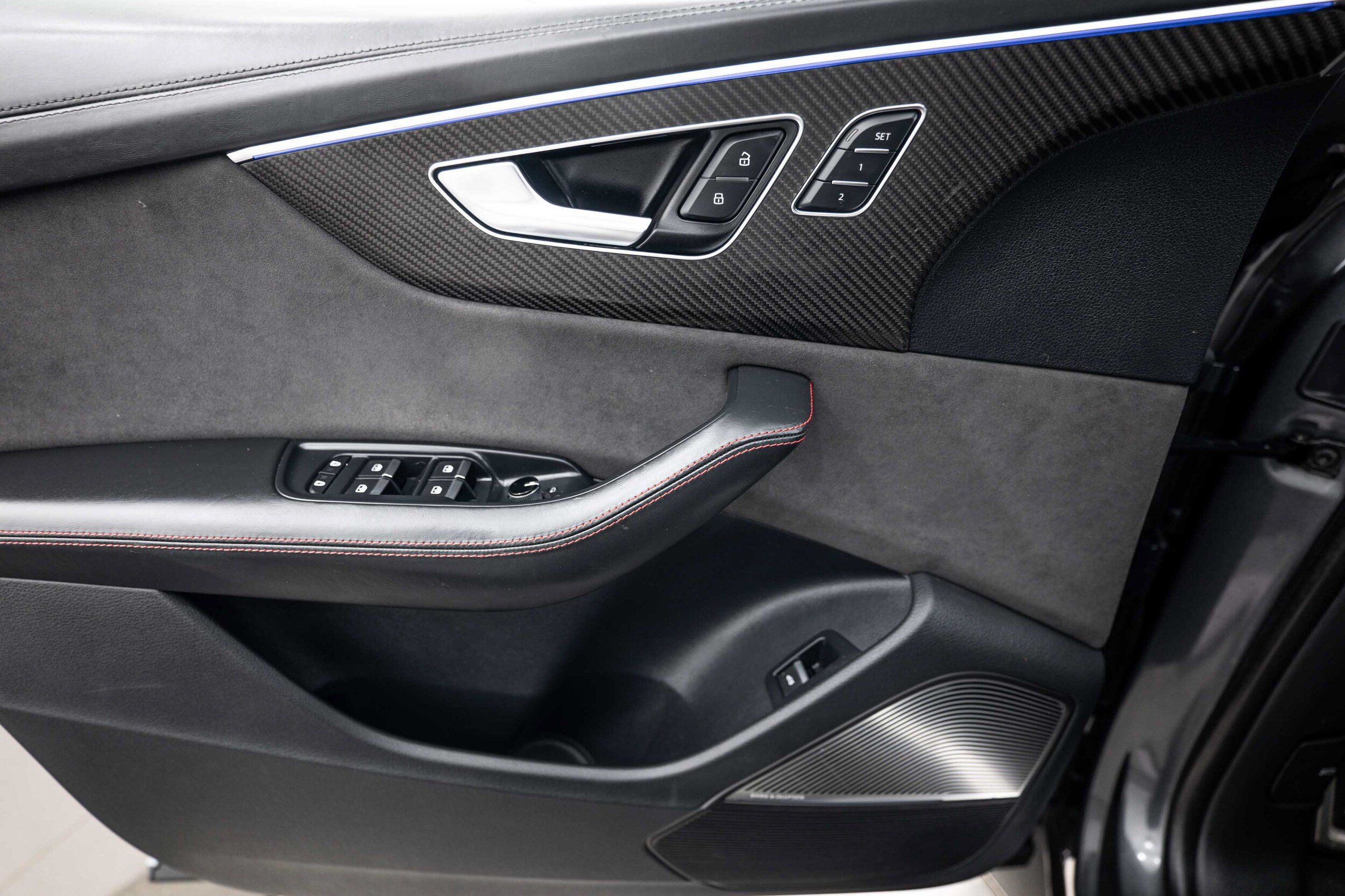 Used 2021 Audi RS Q8 AWD/4WD image 16
