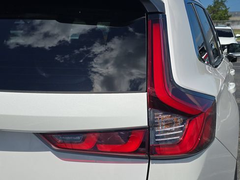 Certified 2024 Honda CR-V Sport-L image 8