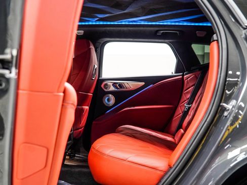 Used 2023 BMW XM image 53