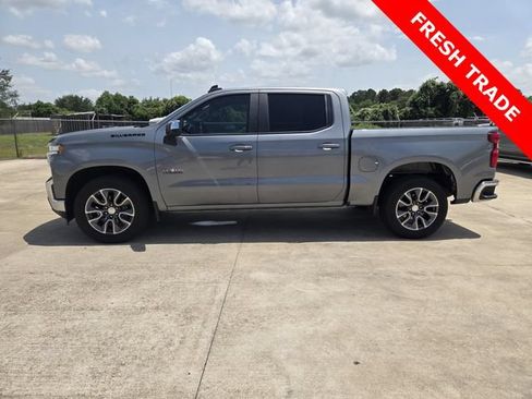 Used 2020 Chevrolet Silverado 1500 LT w/ Texas Edition RWD image 4
