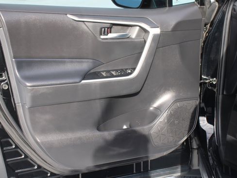 Certified 2023 Toyota RAV4 XLE image 10